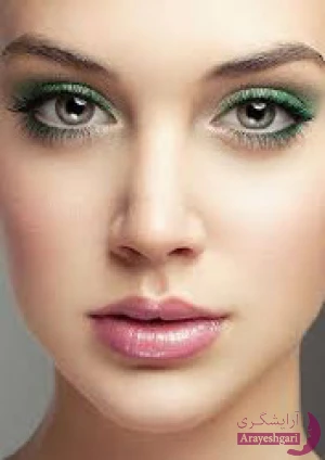 آرایش متناسب چشم های سبز