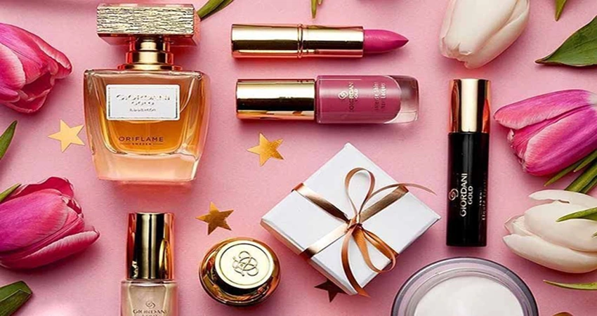 خرید لوازم آرایشی اوریفلیم