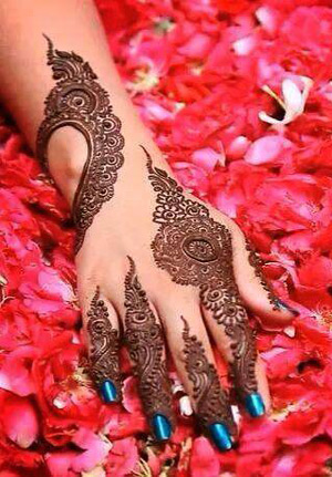 Simple Mehndi Designs Pics 20