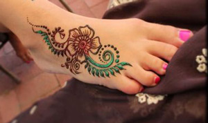 Simple Mehndi Designs Pics 14