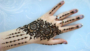 Simple Mehndi Designs Pics 5