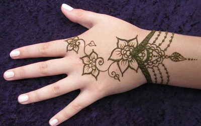 Simple Mehndi Designs 3