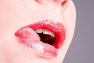 9 Simple Tips to Keep your Lips Beautiful